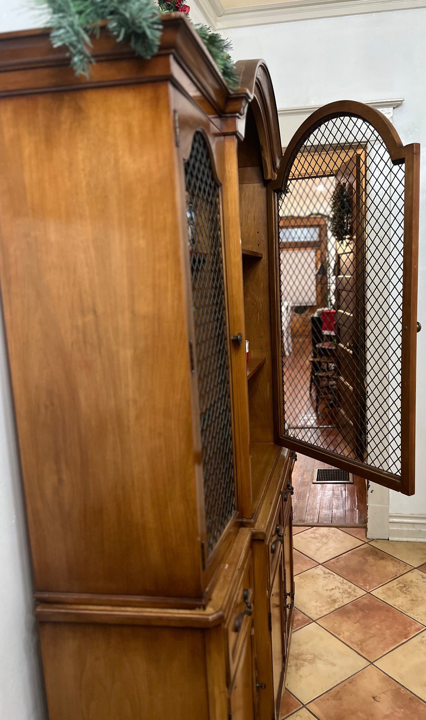 China Cabinet with Carved French Wire