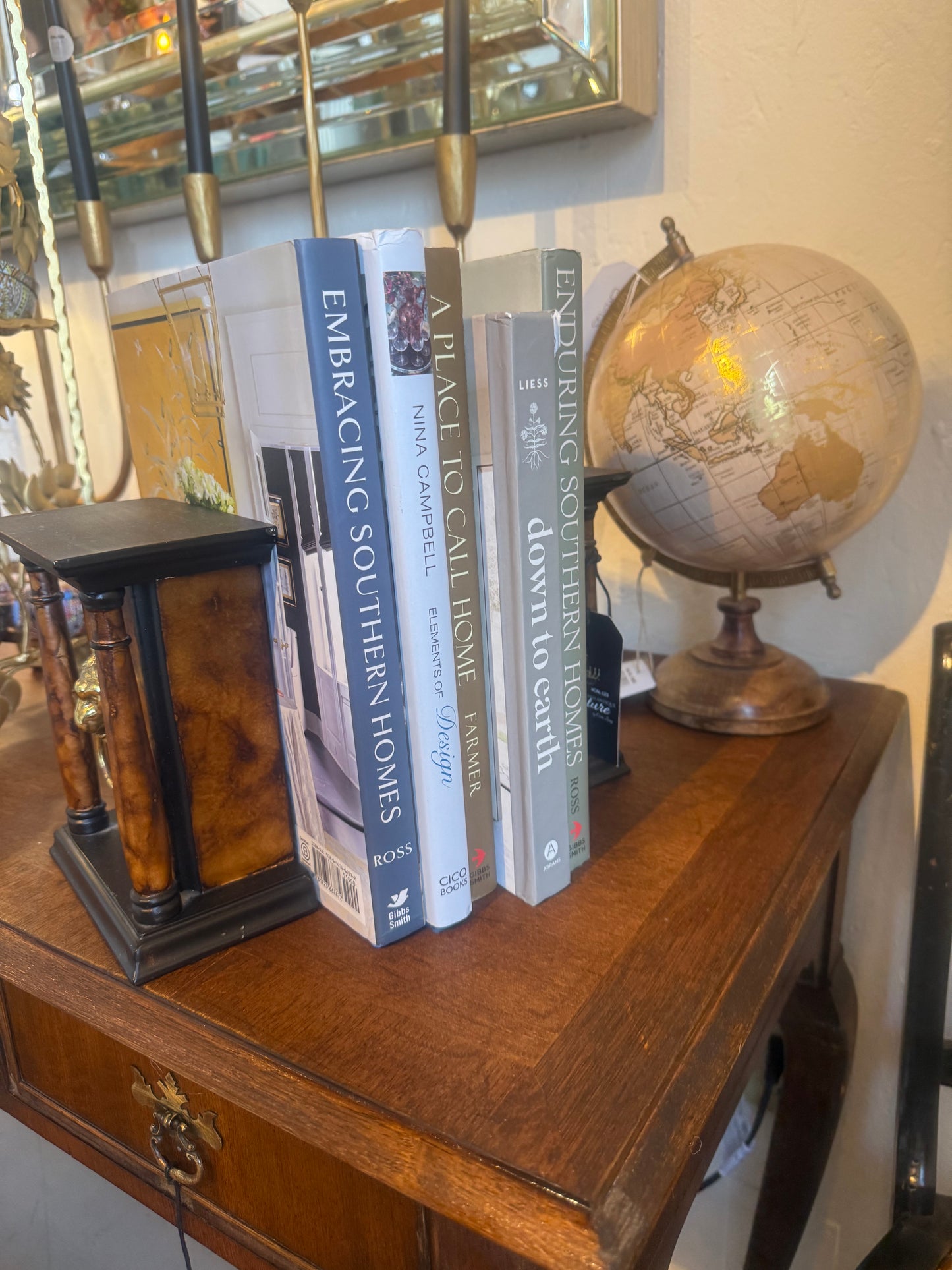 Bookend