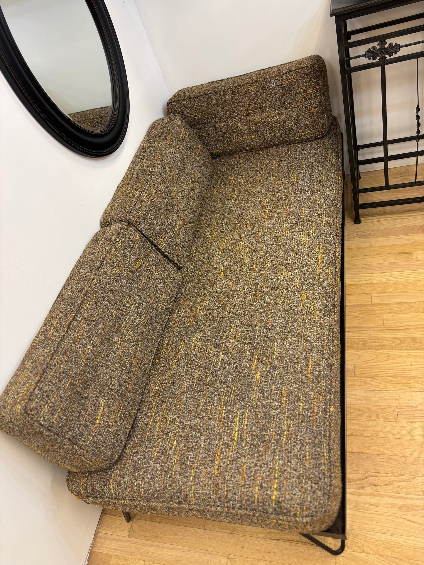 Tweed Chaise